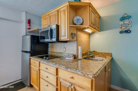 935 S Atlantic Avenue #112, Daytona Beach FL - photo 6 of 44