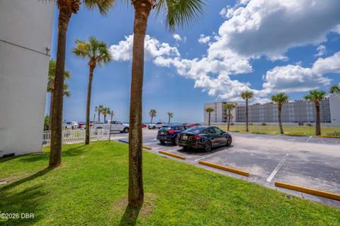 935 S Atlantic Avenue #112, Daytona Beach FL - photo 15 of 44