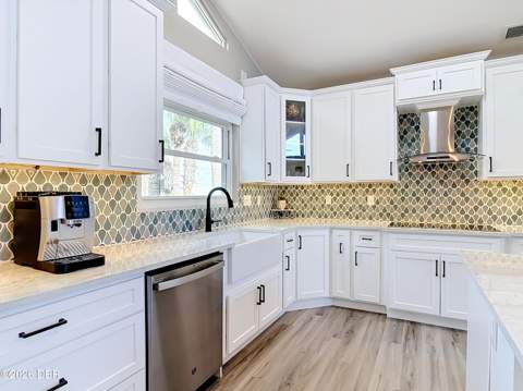 3555 John Anderson Drive, Ormond Beach FL - photo 16 of 34