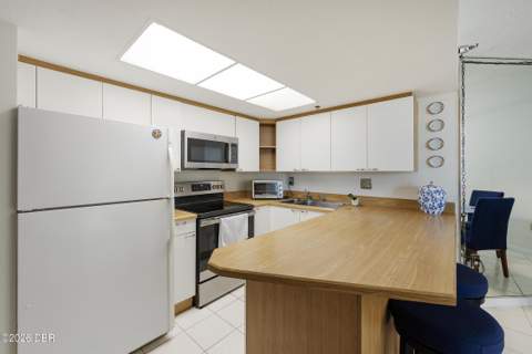 3013 S Atlantic Avenue #402, Daytona Beach Shores FL - photo 14 of 60