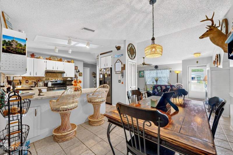 3 bedroom Single Family Residence at 2956 Bristol Lane, Coventry Forest, South Daytona — photo 3