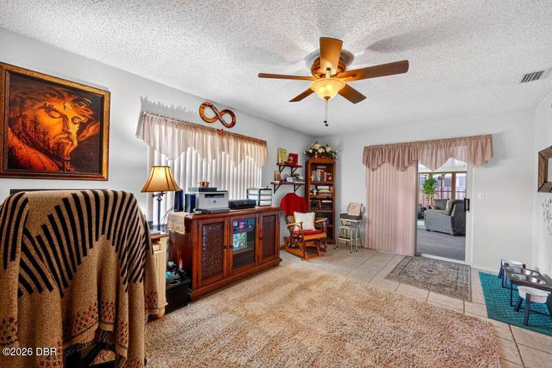 3 bedroom Single Family Residence at 2956 Bristol Lane, Coventry Forest, South Daytona — photo 4
