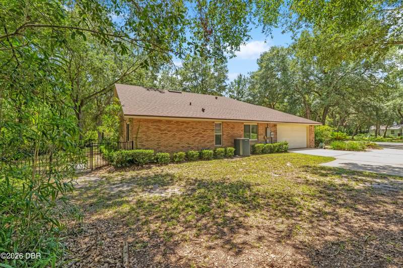 3 bedroom Single Family Residence at 288 Crooked Tree Trail, Other, DeLand — photo 3