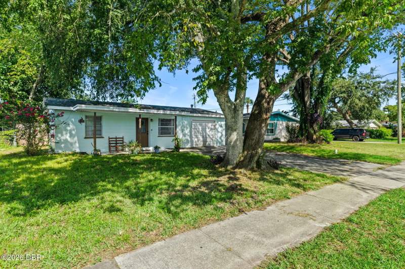 2 bedroom Single Family Residence at 2608 Anastasia Drive, South Daytona, South Daytona — photo 4