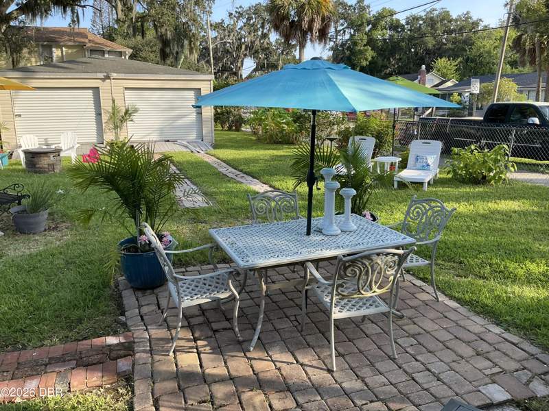 3 bedroom Single Family Residence at 127 Bellevue Avenue, Daytona Beach, Daytona Beach — photo 2