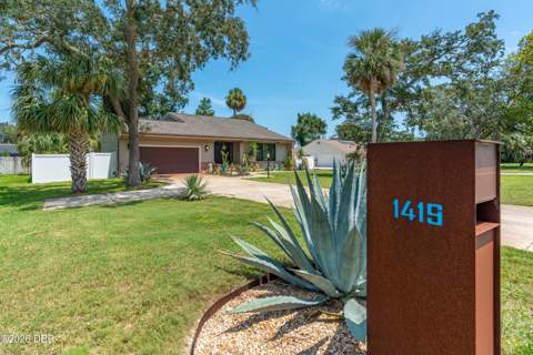 1419 N Beach Street, Ormond Beach FL - photo 6 of 45