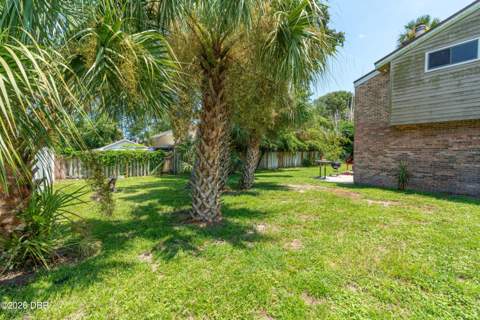 1419 N Beach Street, Ormond Beach FL - photo 7 of 45