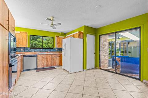 1419 N Beach Street, Ormond Beach FL - photo 16 of 45