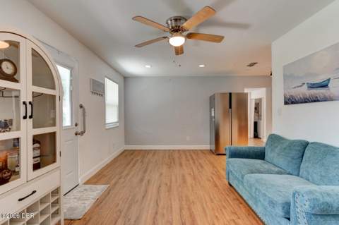 537 Blake Road, South Daytona FL - photo 6 of 20