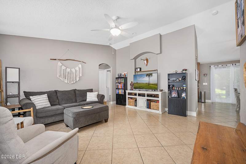 3 bedroom Single Family Residence at 981 Laurel Oaks Lane, Orange City, Orange City — photo 5