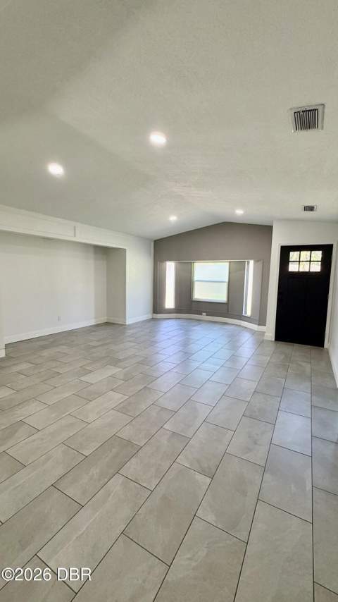 1906 Blake Place, Daytona Beach FL - photo 6 of 32