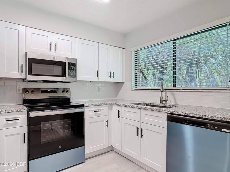 2 bedroom Townhouse at 1591 Revere Lane, The Heritage, Holly Hill — photo 4