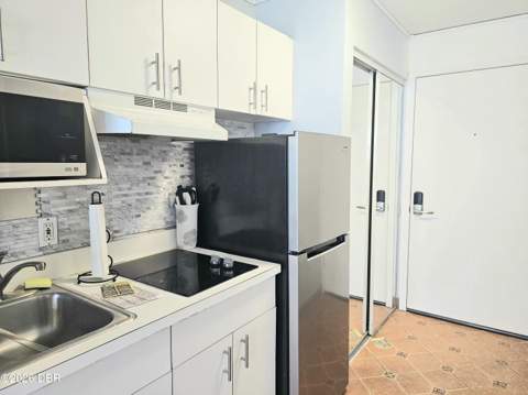 701 S Atlantic Avenue #412, Daytona Beach FL - photo 15 of 30