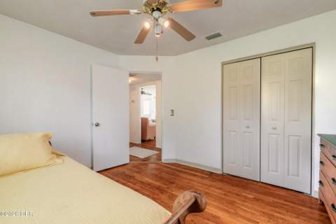841 Cordova Avenue, Ormond Beach FL - photo 16 of 34