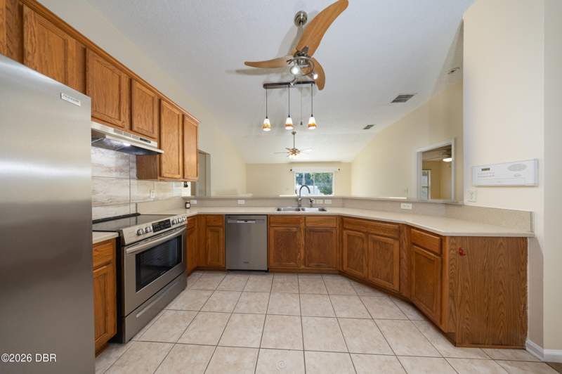 3 bedroom Single Family Residence at 22 Emerson Drive, Cypress Knoll, Palm Coast — photo 4