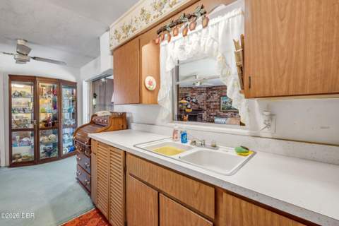 1160 Pineview Drive, Daytona Beach FL - photo 10 of 45