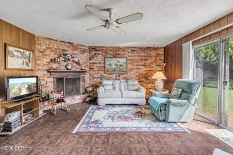 1160 Pineview Drive, Daytona Beach FL - photo 12 of 45