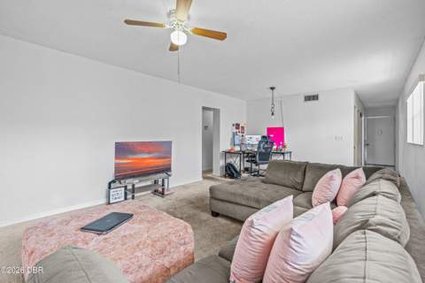 1504 Virginia Avenue #204, Daytona Beach FL - photo 9 of 27
