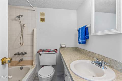 1504 Virginia Avenue #204, Daytona Beach FL - photo 19 of 27