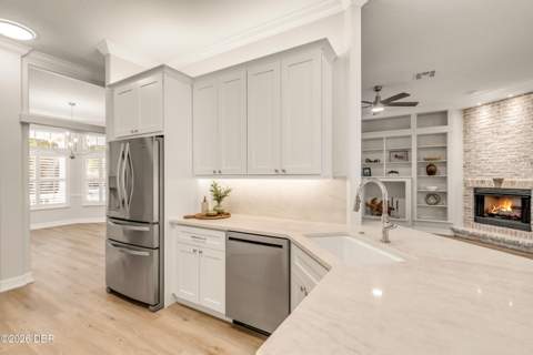 410 S Peninsula Avenue, New Smyrna Beach FL - photo 18 of 51