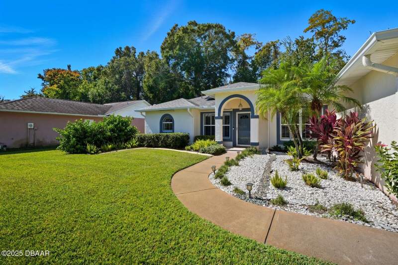 3 bedroom Single Family Residence at 3769 Grove View Lane, Groves, Port Orange — photo 3