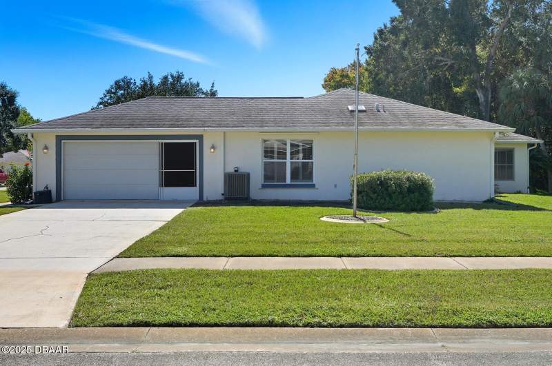 3 bedroom Single Family Residence at 3769 Grove View Lane, Groves, Port Orange — photo 4