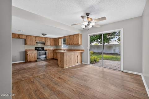 2932 Pine Tree Drive, Edgewater FL - photo 17 of 31