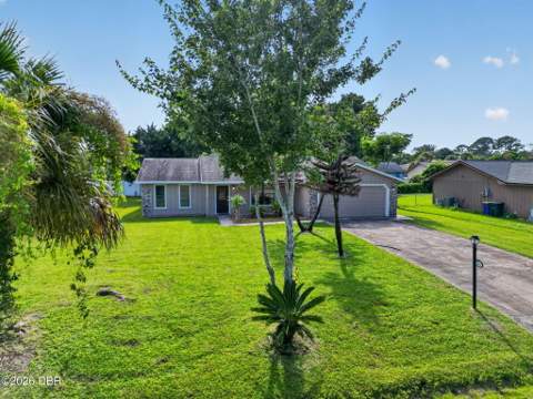 2932 Pine Tree Drive, Edgewater FL - photo 6 of 31