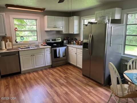 242 S Kentucky Avenue, DeLand FL - photo 10 of 23