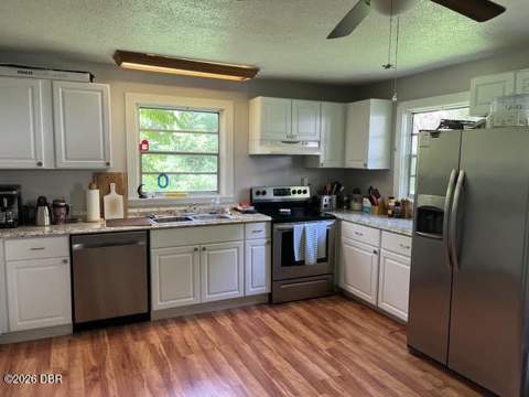242 S Kentucky Avenue, DeLand FL - photo 8 of 23