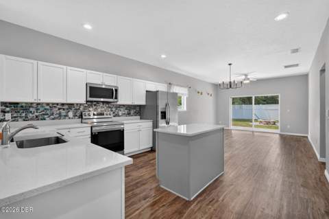 3330 Willow Oak Drive, Edgewater FL - photo 13 of 47