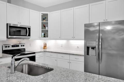 584 Landshark Boulevard, Daytona Beach FL - photo 13 of 75