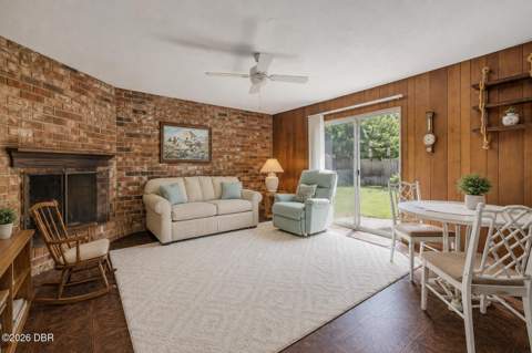 1160 Pineview Drive, Daytona Beach FL - photo 14 of 45