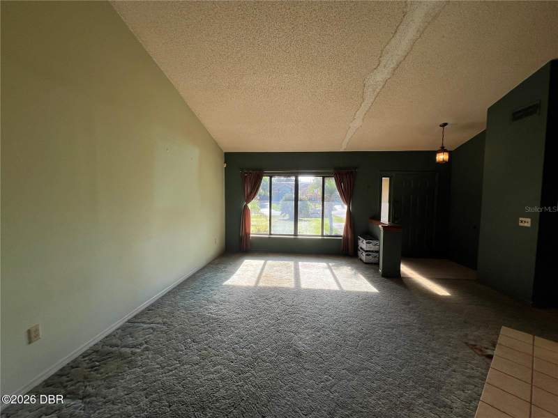 3 bedroom Single Family Residence at 914 Sweetbrier Drive, Deltona, Deltona — photo 2