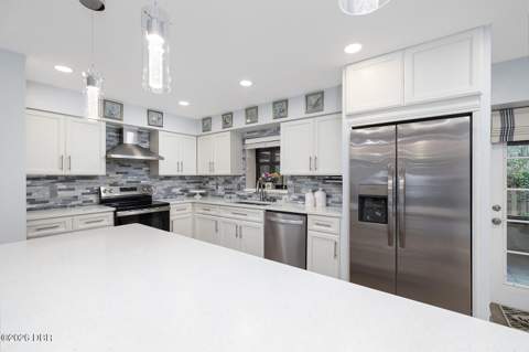 6179 Yellowstone Drive, Port Orange FL - photo 10 of 33