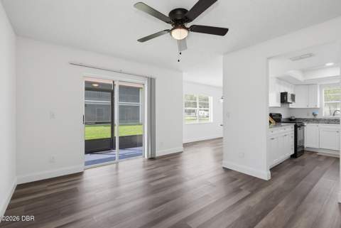 406 Banana Cay Drive #D, South Daytona FL - photo 6 of 42
