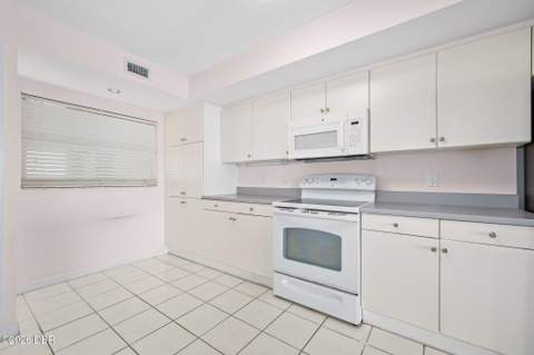 544 Marina Point Drive #44, Daytona Beach FL - photo 21 of 46