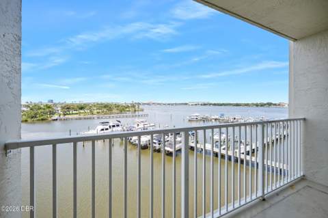 544 Marina Point Drive #44, Daytona Beach FL - photo 14 of 46