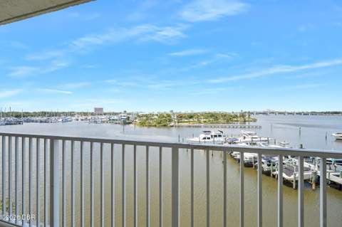 544 Marina Point Drive #44, Daytona Beach FL - photo 15 of 46