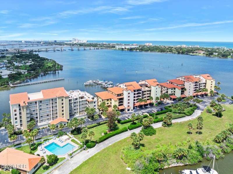 2 bedroom Condominium at 544 Marina Point Drive #44, Marina Point Condo, Daytona Beach — photo 2