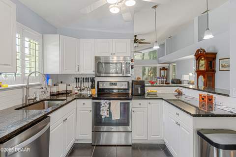 6 Oak Village Drive, Ormond Beach FL - photo 10 of 59