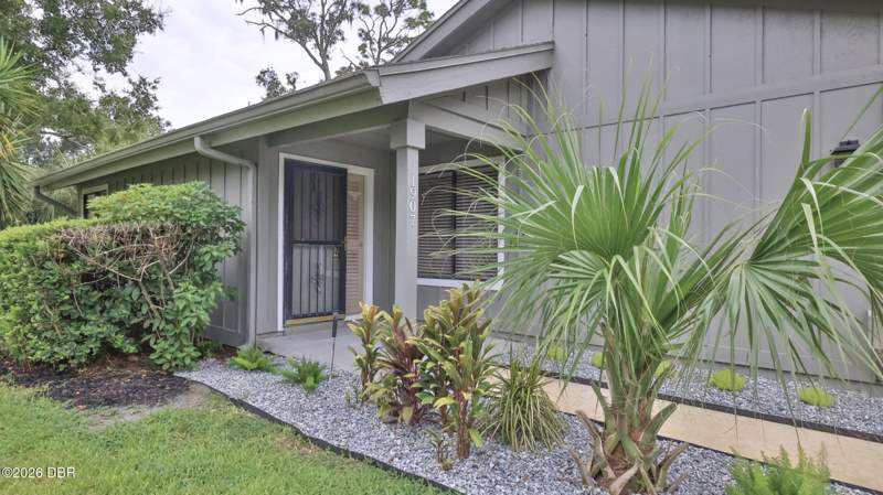 3 bedroom Condominium at 1907 Goldenrod Way #34, Spruce Creek Fly In, Port Orange — photo 3
