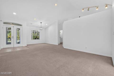 10 Burbank Drive, Palm Coast FL - photo 12 of 34