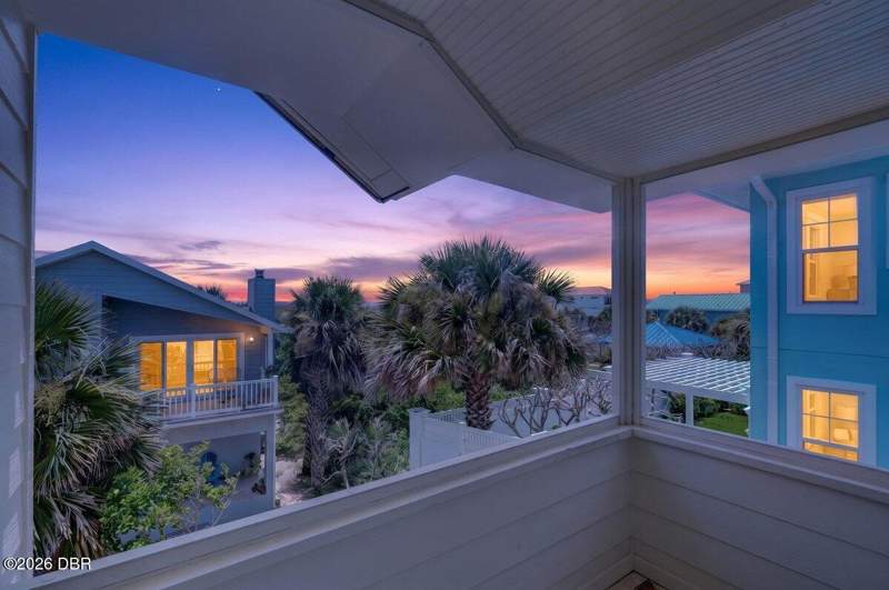 4 bedroom Single Family Residence at 6118 S Atlantic Avenue, Bethune Volusia Beach, New Smyrna Beach — photo 4