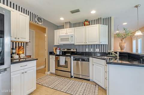 150 Blue Heron Drive ##B, Daytona Beach FL - photo 14 of 29