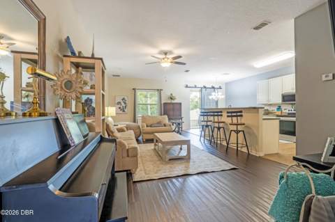 3923 Sunset Cove Drive, Port Orange FL - photo 12 of 31