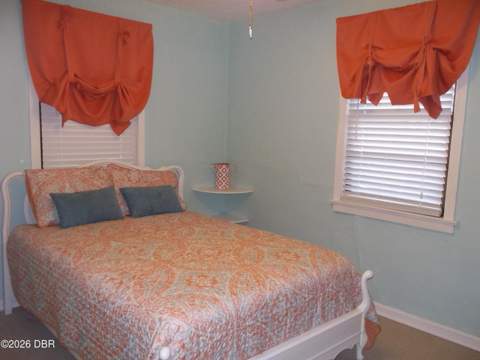 428 Eastwood Lane, Daytona Beach FL - photo 13 of 20