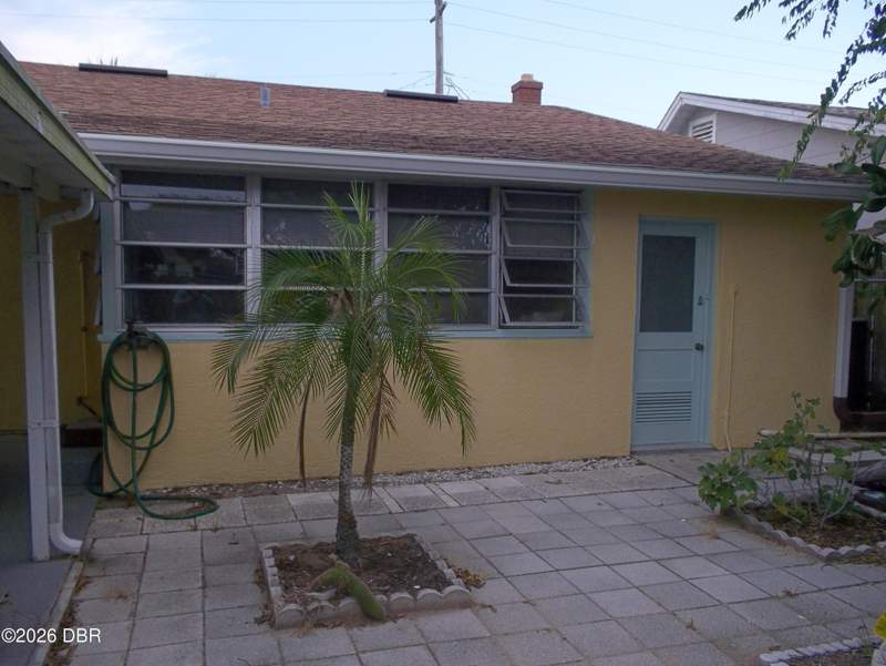 2 bedroom Single Family Residence at 428 Eastwood Lane, Hustons, Daytona Beach — photo 5