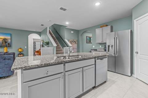 281 Sunset Point Drive, Ormond Beach FL - photo 10 of 46