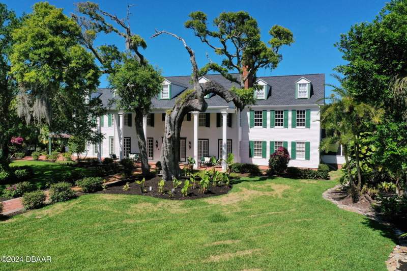 6 bedroom Single Family Residence at 253 John Anderson Drive, Assessors Ormond Beach, Ormond Beach — photo 3